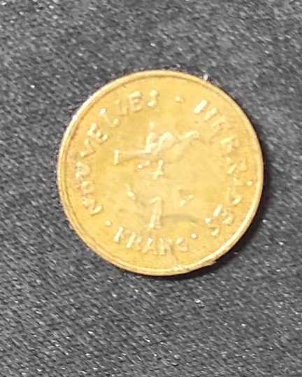 nouvelles hébrides pièce de 1 franc 1979 seulement 350 200 exemplaires.