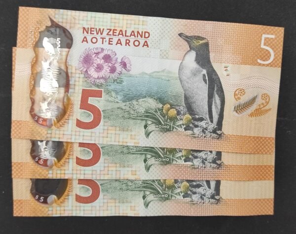 nouvelle zélande billet de 5 dollars polymère 2015 pick 191 neuf ( unc ) (copie)