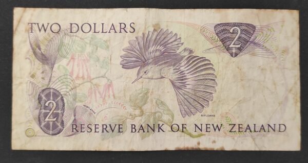 nouvelle zélande billet de 1 dollar 1981 1992 pick 169 reine elizabeth ii (copie)