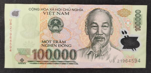 viet nam billet de 100 000 dong de 2023 polymère pick 122 (copie)