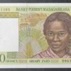 madagascar billet de 500 francs / 100 ariary type 1994 pick 75 neuf ( unc )